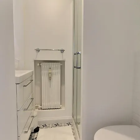 Apartment Le Foch - Studio Tout Equipe Avec Vue Sur La Ville - Mon Groom Troyes