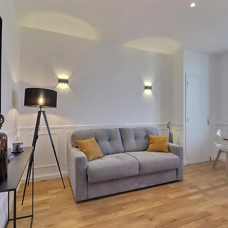 Apartment Le Foch - Studio Tout Equipe Avec Vue Sur La Ville - Mon Groom Troyes