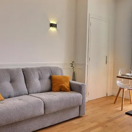 Apartment Le Foch - Studio Tout Equipe Avec Vue Sur La Ville - Mon Groom Troyes